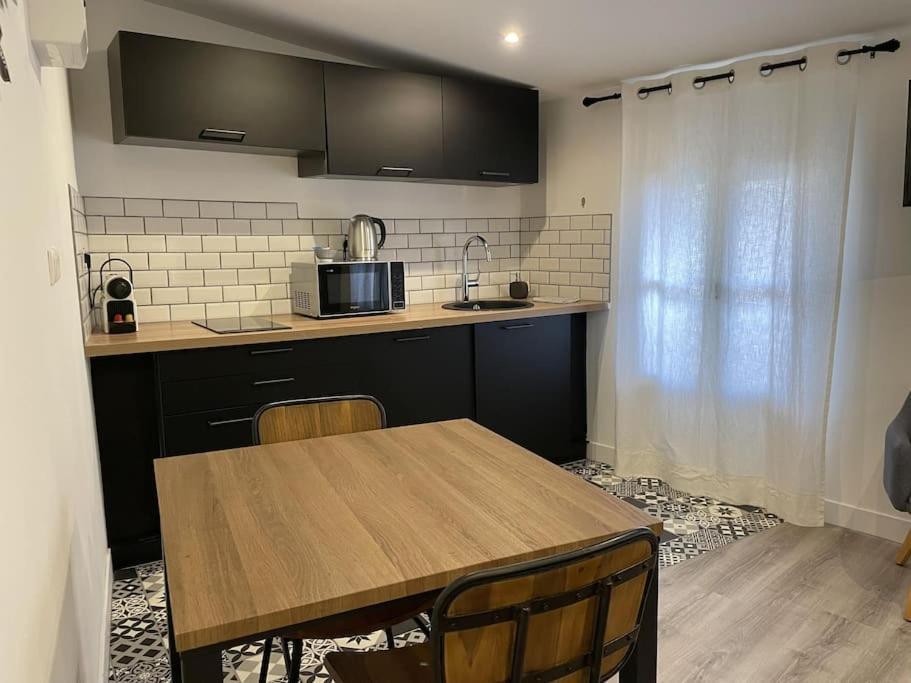 Le Moulin 2 - Appartement Arenes Romaines- Beziers Gare - Wifi- Tv Connecte Exterior foto